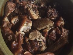 招牌焖鸭-和记菜馆