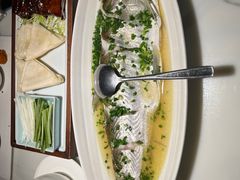 招牌清蒸钱塘江白条-柳莺湖上·湖景餐厅·江南菜(西湖店)