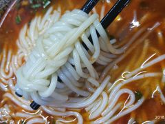 -肇兴特色牛肉粉