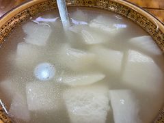 -一品红烧鸭特色川菜(三岔湖店)