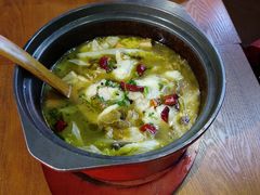 -周鱼小馆石锅酸菜鱼(活力汇店)