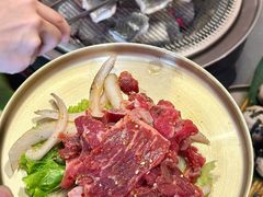-围炉肉舍•炭烤活鳗•丹东海鲜烤肉(步行街店)