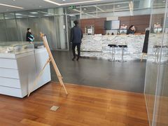 -上海可达汽车销售服务有限公司