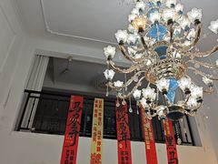 -红河谷晴天别墅轰趴馆
