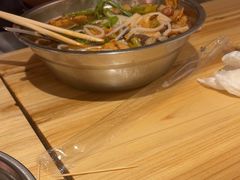 -柳州肥姨妈大骨螺蛳粉(东靖路店)