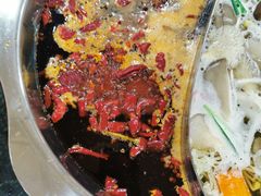 -储奇门鳝鱼火锅(总店)