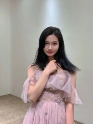 -派丽莫Pellimo原创设计婚纱品牌