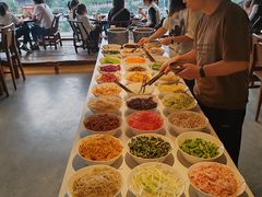 -包整·丝娃娃(一览甲秀楼风景店)