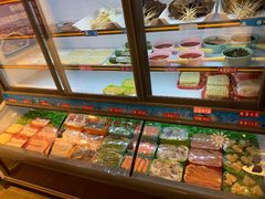 -马路边边串串香形象店(磐石路店)