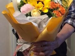 -亭亭鲜花店(中山北路店)