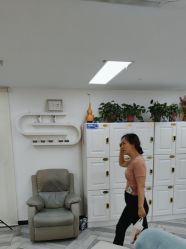 -米娜护肤造型