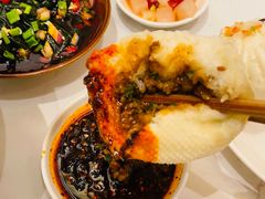-李与白包子铺(桐梓林店)