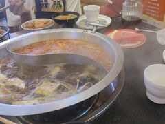 -沸炉重庆老火锅(军事博物馆店)