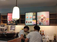 -星巴克(古美路店)