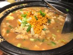 -方国老头包子·39年威海本地老字号•小船海鲜疙瘩汤