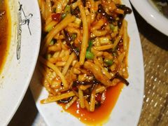 -渝信川菜 · 川味家常菜(长安店)