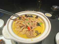 -鸽子侯·家宴·平价海鲜(市图书馆店)