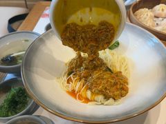 -馋三尺蟹粉小笼(人民广场店)