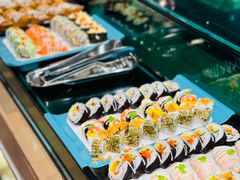 -荣誉国际酒店-云顶旋转餐厅