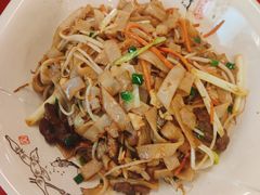 炒牛河-蚝火爆·烧烤餐厅