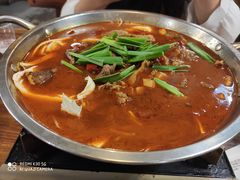 -老街烧烤(华中农业大学梧桐路步行街店)