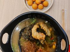 -桂在香知桂林米粉(红博中央公园店)