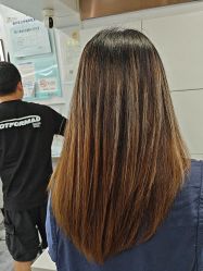 -镁连社·美联社