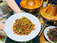 -雀舞云南菜(天津天河城购物中心店)