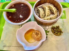 黑米粥蒸饺餐-老乡鸡(南京金宝商业广场店)