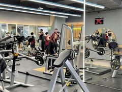 -超鹿运动(五四路恒力城店)