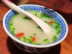 精品老母鸡汤-李犟大爆鳝面·手工蟹黄包(湖滨西湖店)