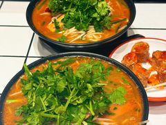 -肥汁米蘭香港米线(长宁来福士店)