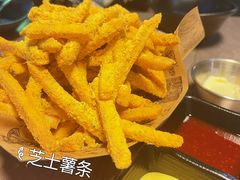 -BHC炸鸡(明洞总店)