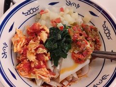 -阿瓦山寨·湘菜现炒·剁椒鱼头王(咸阳总店)