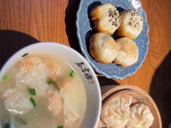 -鑫震源·苏式大虾生煎(山塘街店)