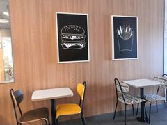 用餐区-麦当劳(电白服务区店)