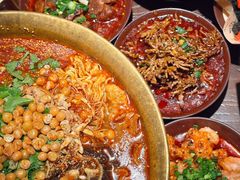 -张翻越·川渝冒菜·武汉黑鸭煲(城北万象城店)