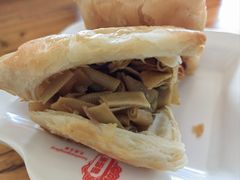 自制豆片火烧-郝鸿来火烧(一中西门口店)