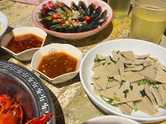 -琥珀老六龙虾(四里河店)
