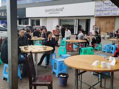 用餐区-野狗羊肉汤