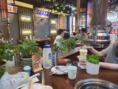 大堂-·缸桶屋·韩式牛肋条自助烤肉(西湖D11店)