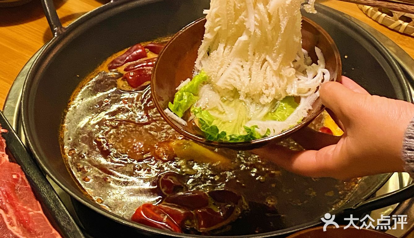 冬天火锅跟雪景是浪漫的标配‼️‼️