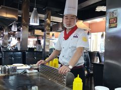 -利昂法式铁板主题餐厅(新奥购物中心店)