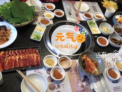 -草家酱蟹炭火烤肉店(珲春南路一店)