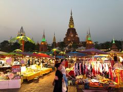 -东南亚风情赶摆街夜市