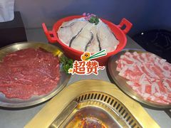 9秒黑鱼片-鮮樂門重庆美蛙鱼头火锅(恒隆店)