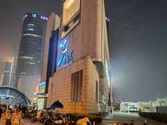 -上海世纪汇广场