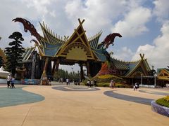 -七彩云南欢乐世界