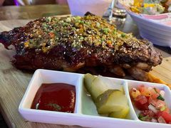 招牌烤猪肋排（半份）-Famous肥猫墨西哥音乐餐吧(五棵松华熙LIVE店)