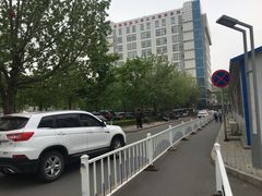 -首都医科大学大兴医院-地面停车场